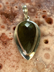 Moldavite pendant 67