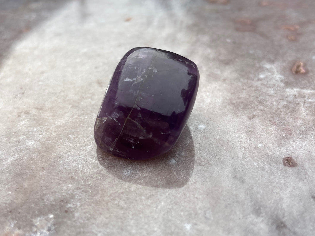 Gem lepidolite tumble 6