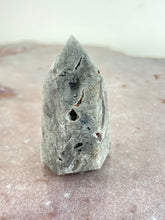Load image into Gallery viewer, Lodolite phantom quartz 2
