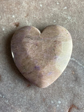 Load image into Gallery viewer, Jade purple &amp; pink heart 11
