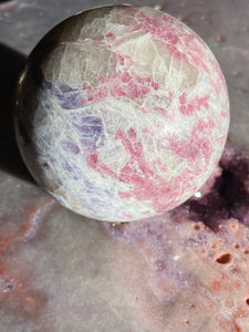 Pegmatite sphere from Madagascar 7