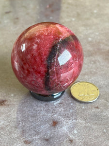 Thulite sphere - 1.6"