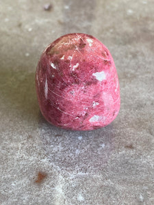 Thulite tumble 2