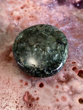 Load image into Gallery viewer, Seraphinite palm stone 2
