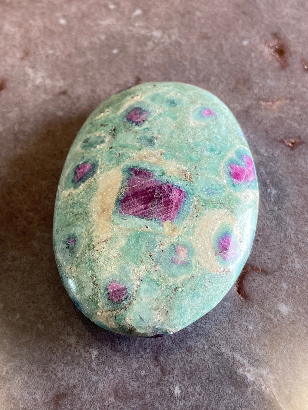 Ruby in Fuchsite palm stone 4