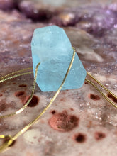 Load image into Gallery viewer, Aquamarine on 20&quot; 14K gold chain
