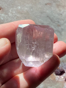 Kunzite facet 5