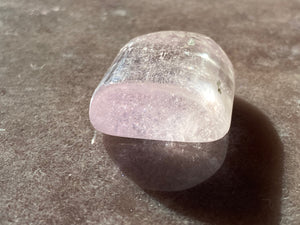 Kunzite tumble 8