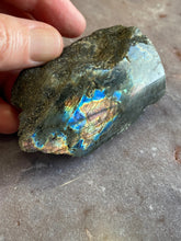 Load image into Gallery viewer, Labradorite half polished free form
