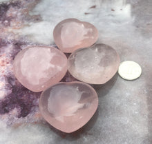 Load image into Gallery viewer, Rose quartz hearts
