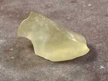 Load image into Gallery viewer, Libyan desert glass 21
