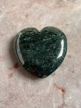 Load image into Gallery viewer, Serpentine with Pyrite heart 6
