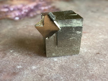 Load image into Gallery viewer, Pyrite cube 7
